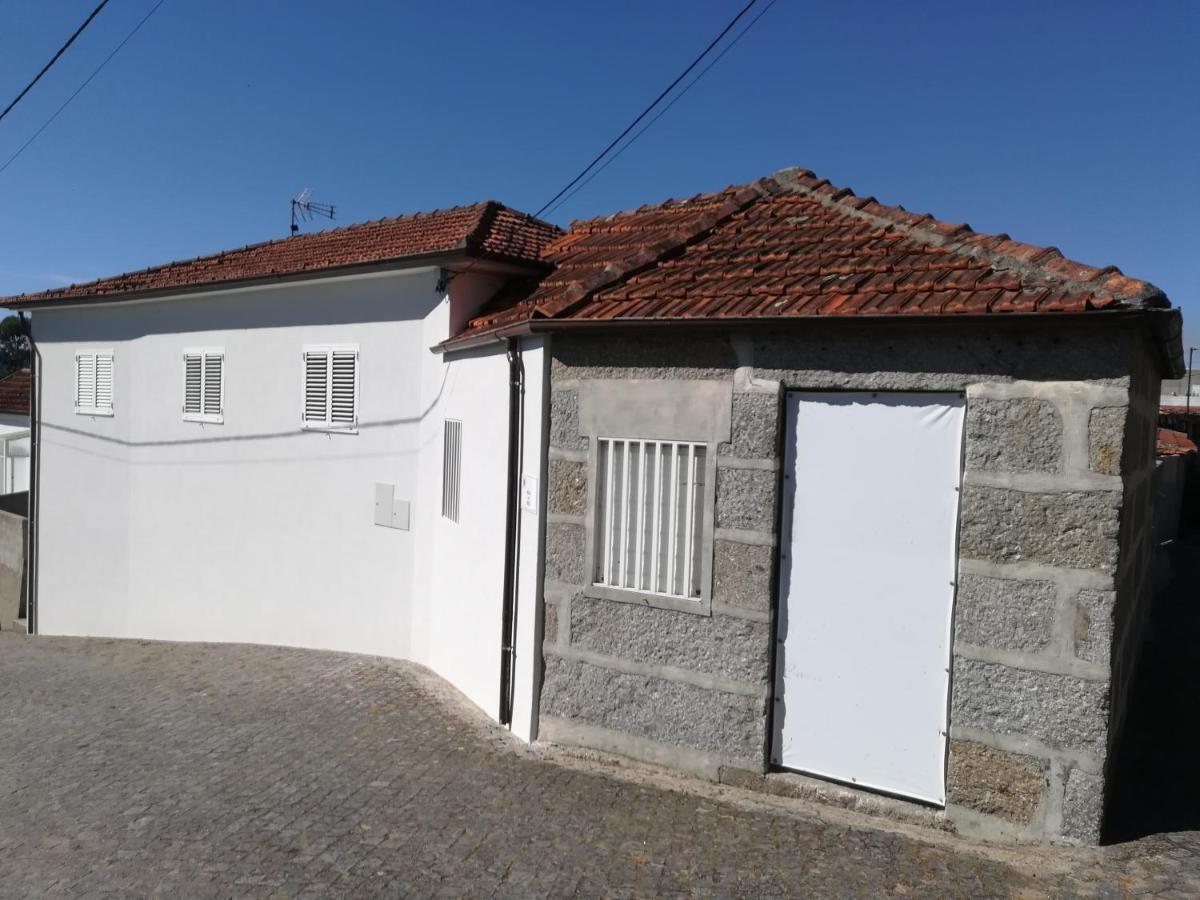 Santo Tirso Holidays Home Exteriör bild